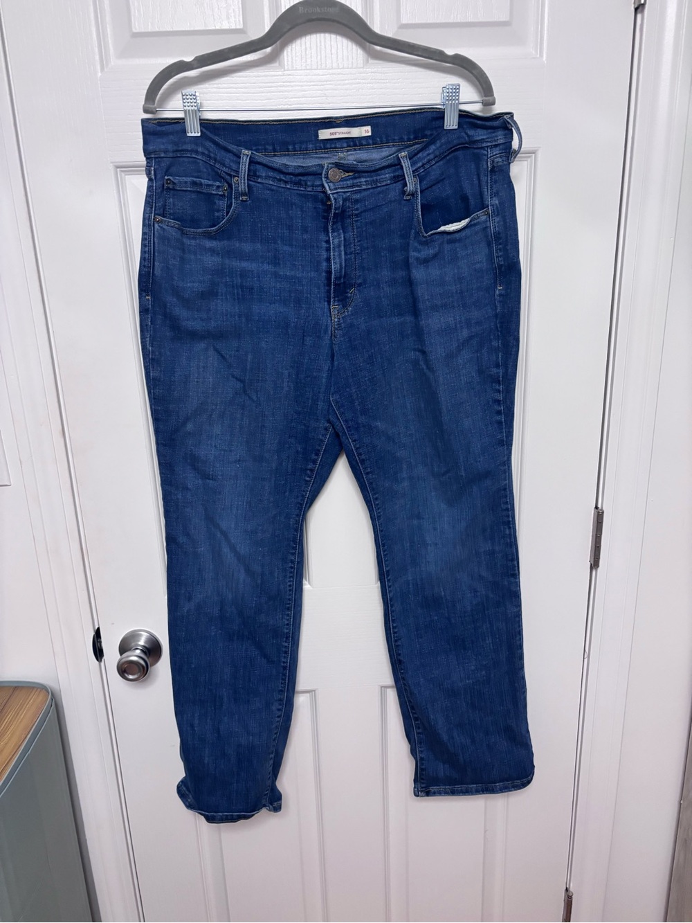 Levi's 505 Straight Fit Blue Jeans